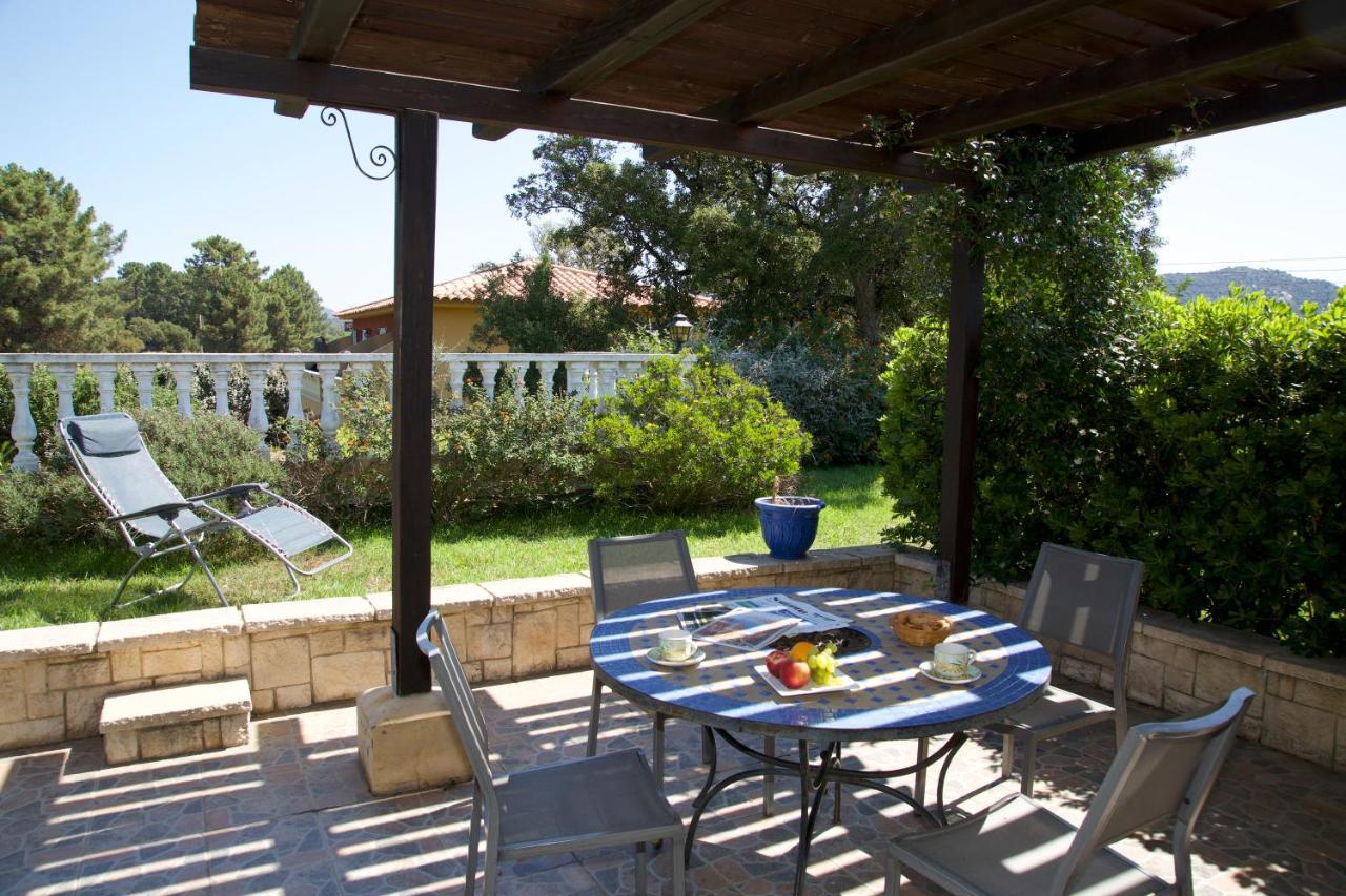 Hotel Du Pont De L'Oso Lecci Luaran gambar