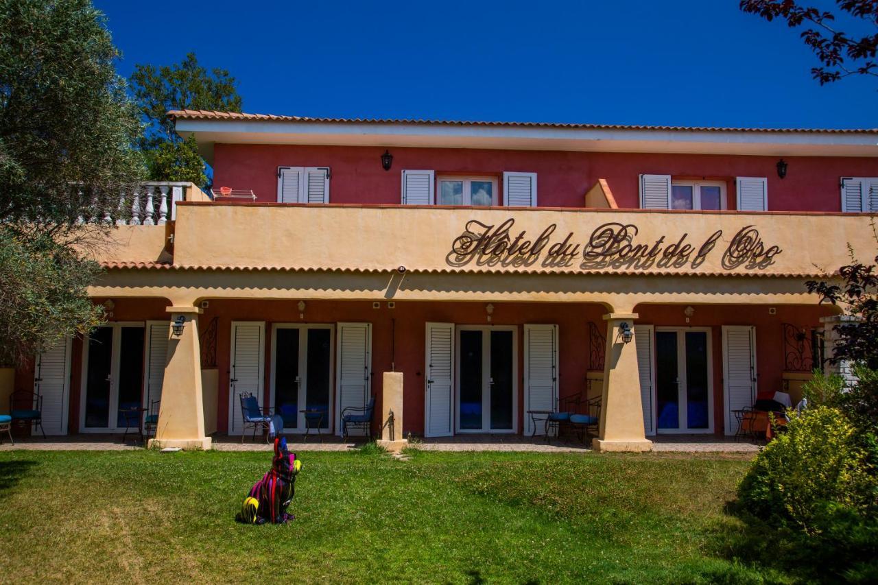 Hotel Du Pont De L'Oso Lecci Luaran gambar